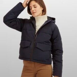 Everlane renew cropped puffer coat navy M